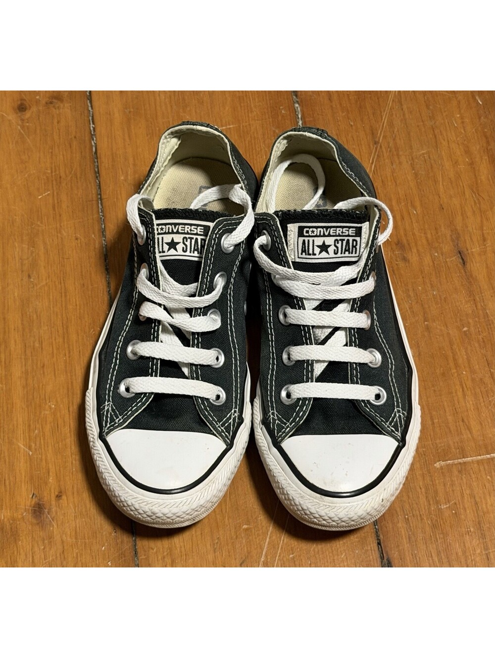 Converse Chuck Taylor All Star Shoes Mens Size 4 Black Low Top Sneakers M9166